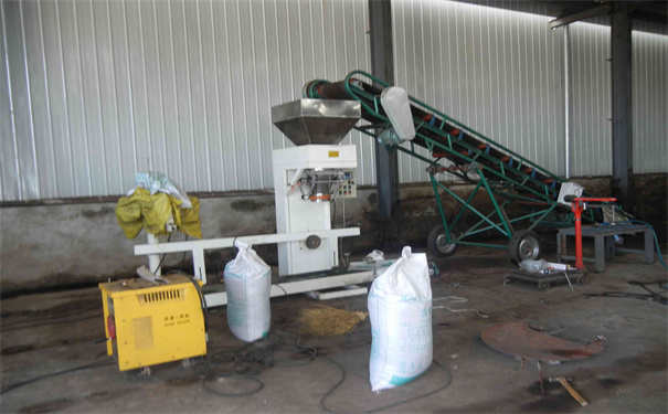 无斗包装机 10.jpg